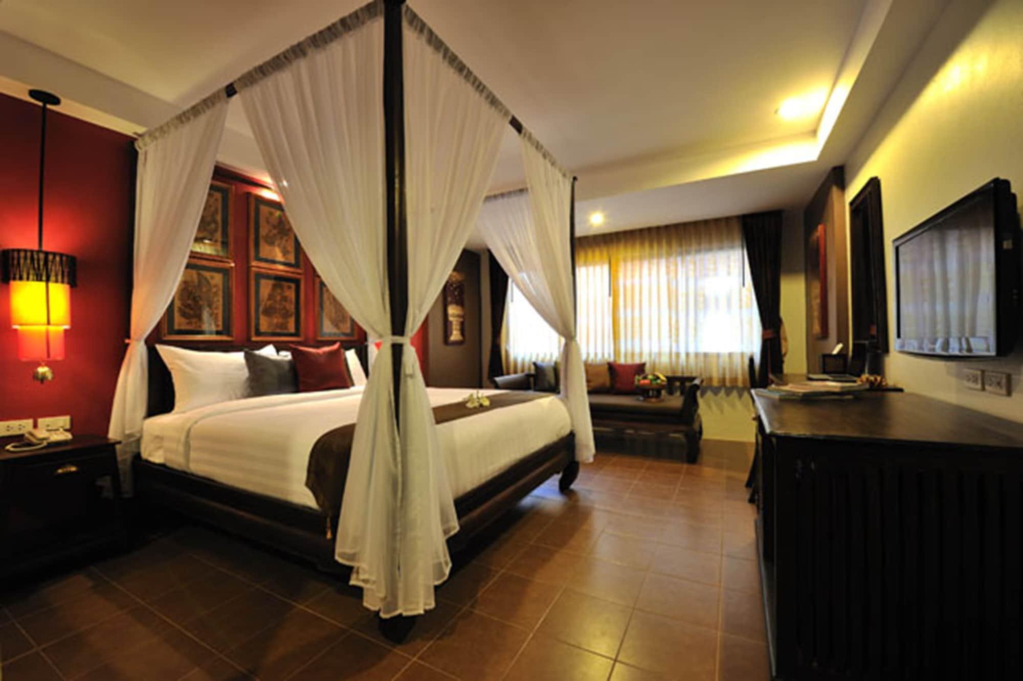 Siralanna Hotel Patong Ngoại thất bức ảnh