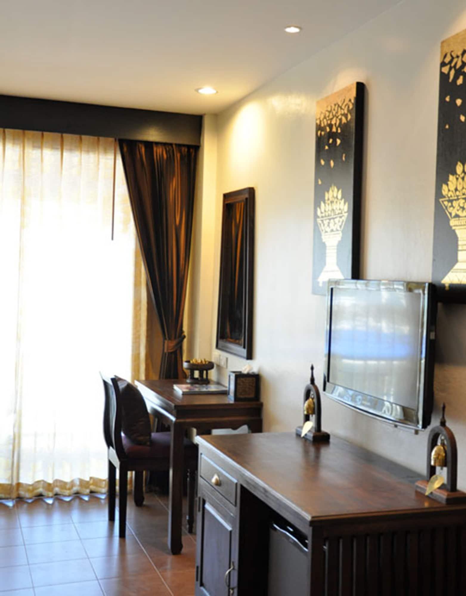 Siralanna Hotel Patong Ngoại thất bức ảnh