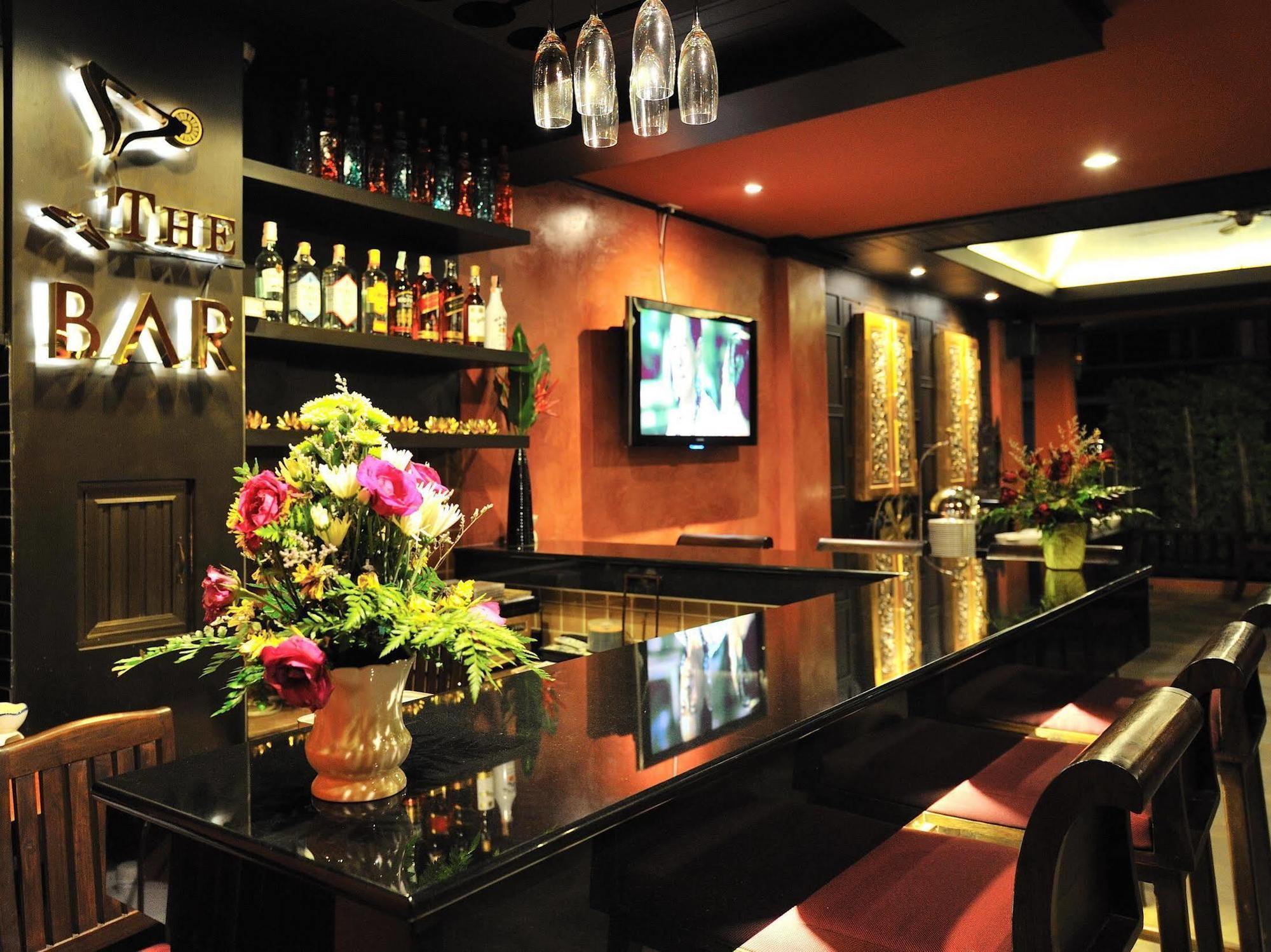 Siralanna Hotel Patong Ngoại thất bức ảnh