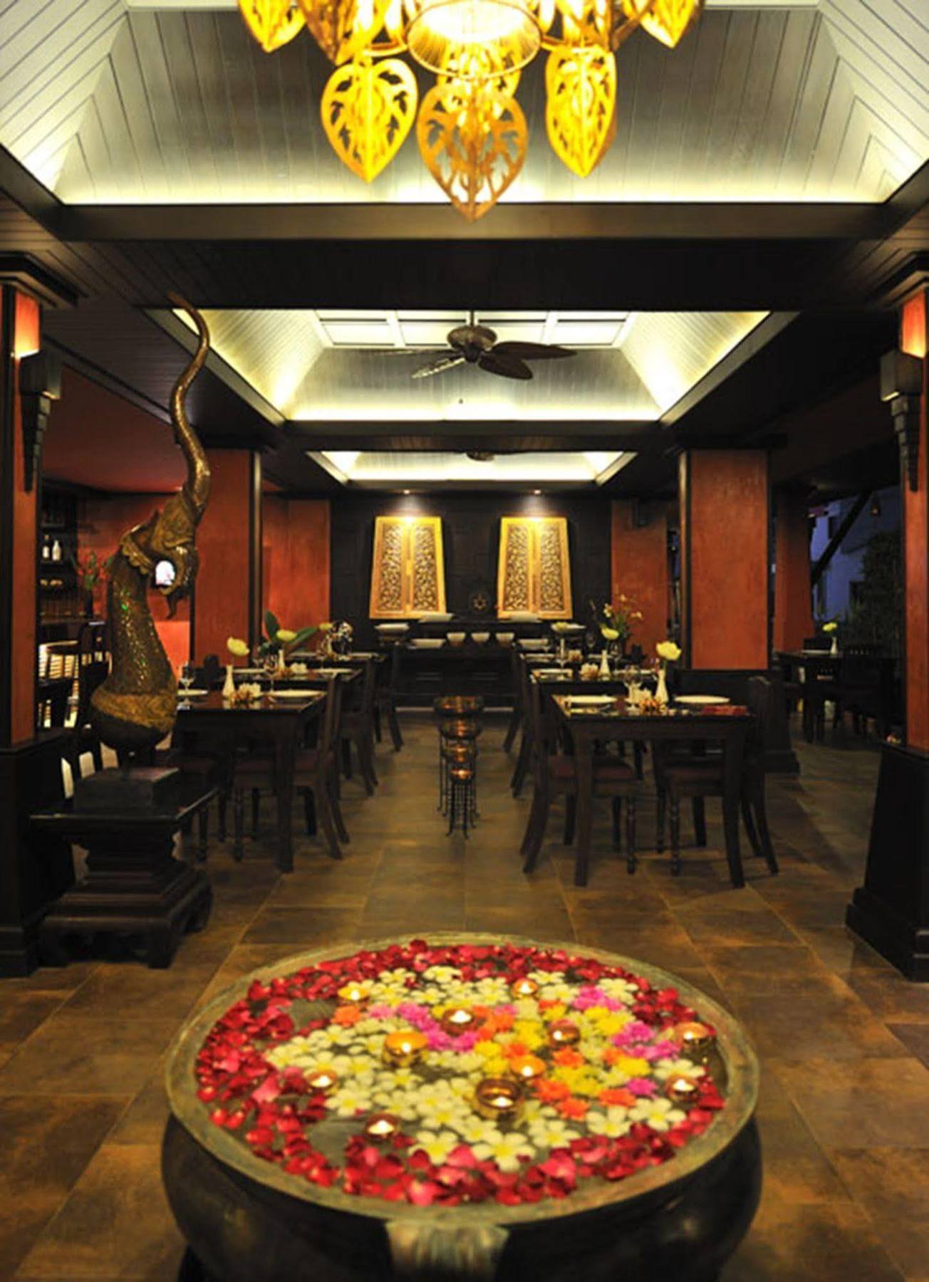 Siralanna Hotel Patong Ngoại thất bức ảnh
